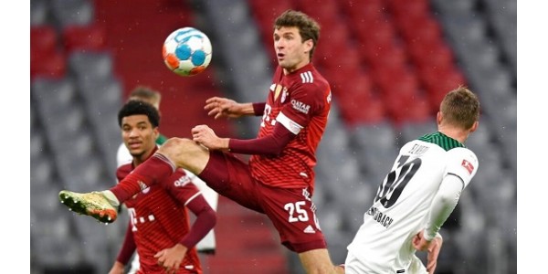 Mönchengladbach-trener Adi Hütter har spesiell taktikk mot FC Bayern München